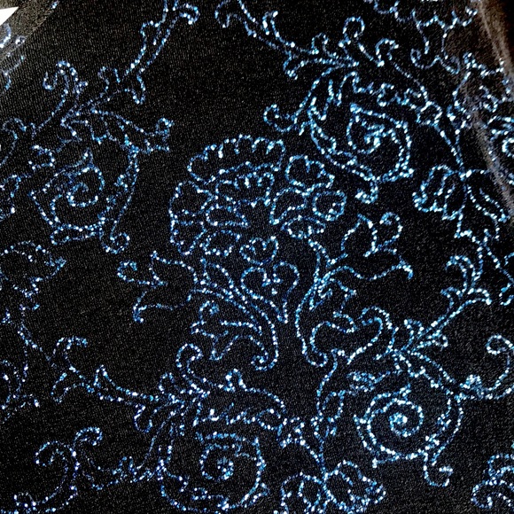 Women’s plus size top. Size 2X - Picture 6 of 6